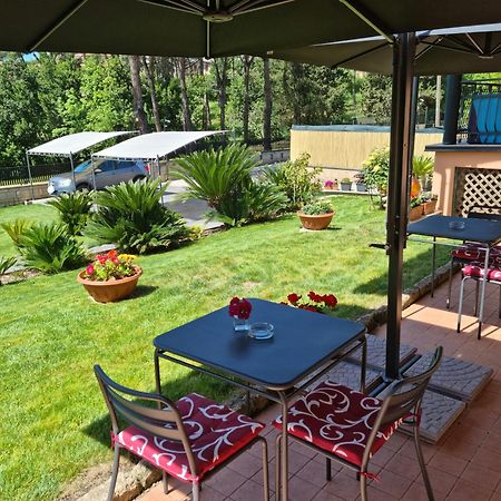 Il Casale Nel Parco Guesthouse Рим Экстерьер фото