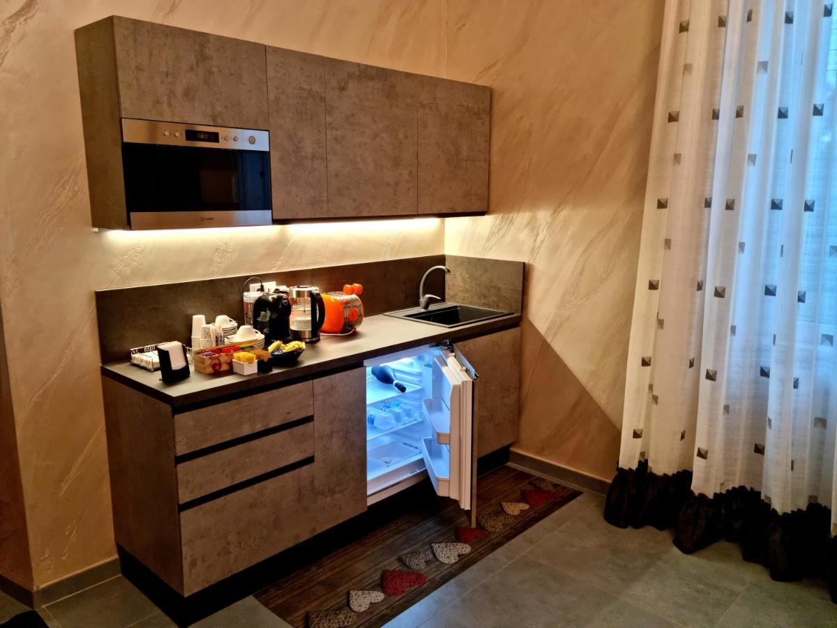 Il Casale Nel Parco Guesthouse Рим Экстерьер фото