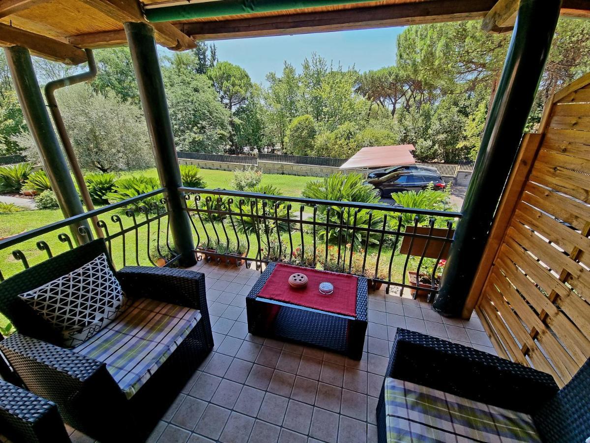 Il Casale Nel Parco Guesthouse Рим Экстерьер фото