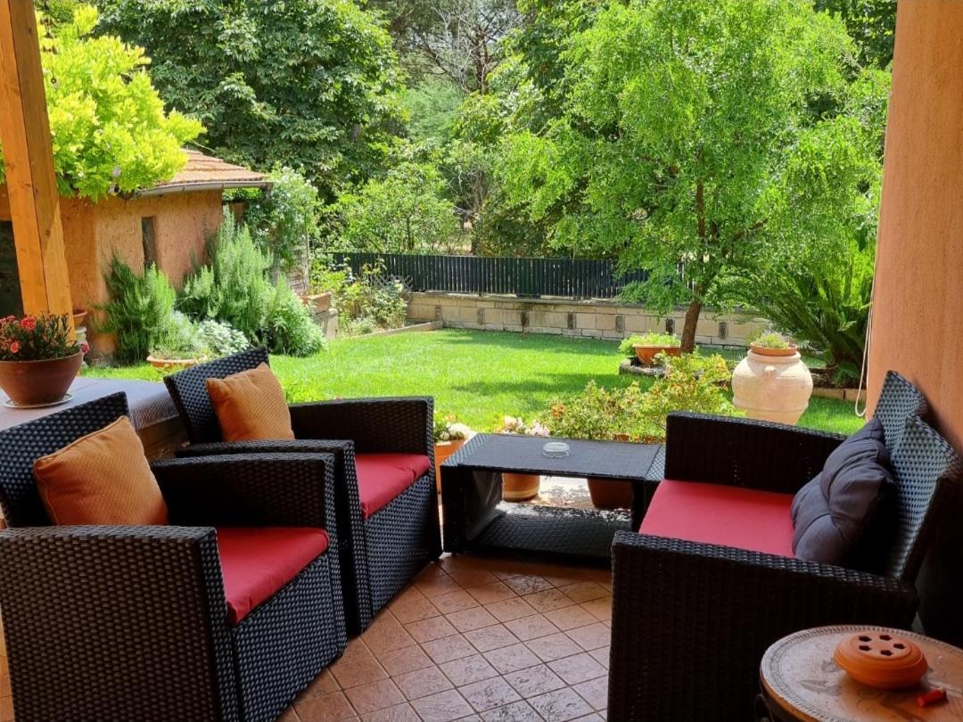 Il Casale Nel Parco Guesthouse Рим Экстерьер фото